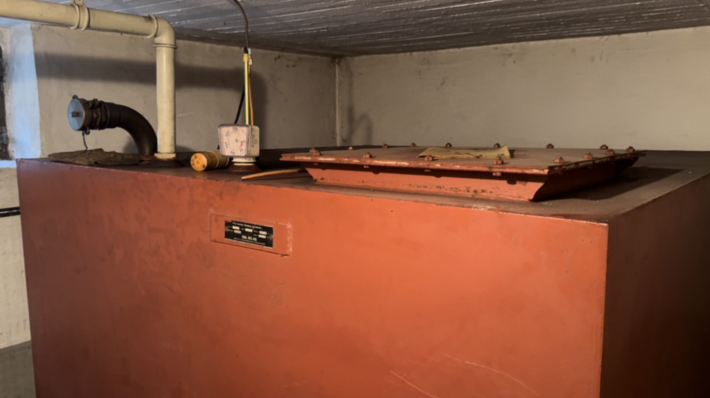 Heizöltank Stahl im Keller